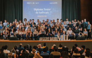 grupo de egresados del diploma Tester de Software 2023