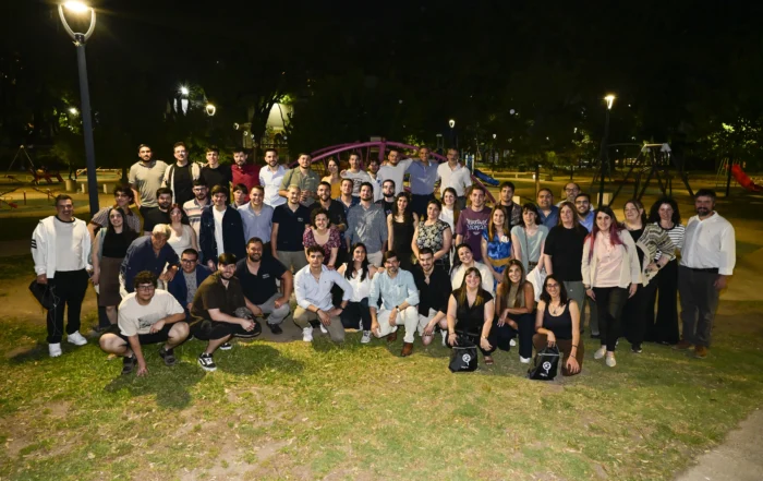 Equipo del CES celebrando 22 años de trabajo en testing de software y calidad tecnológica.
